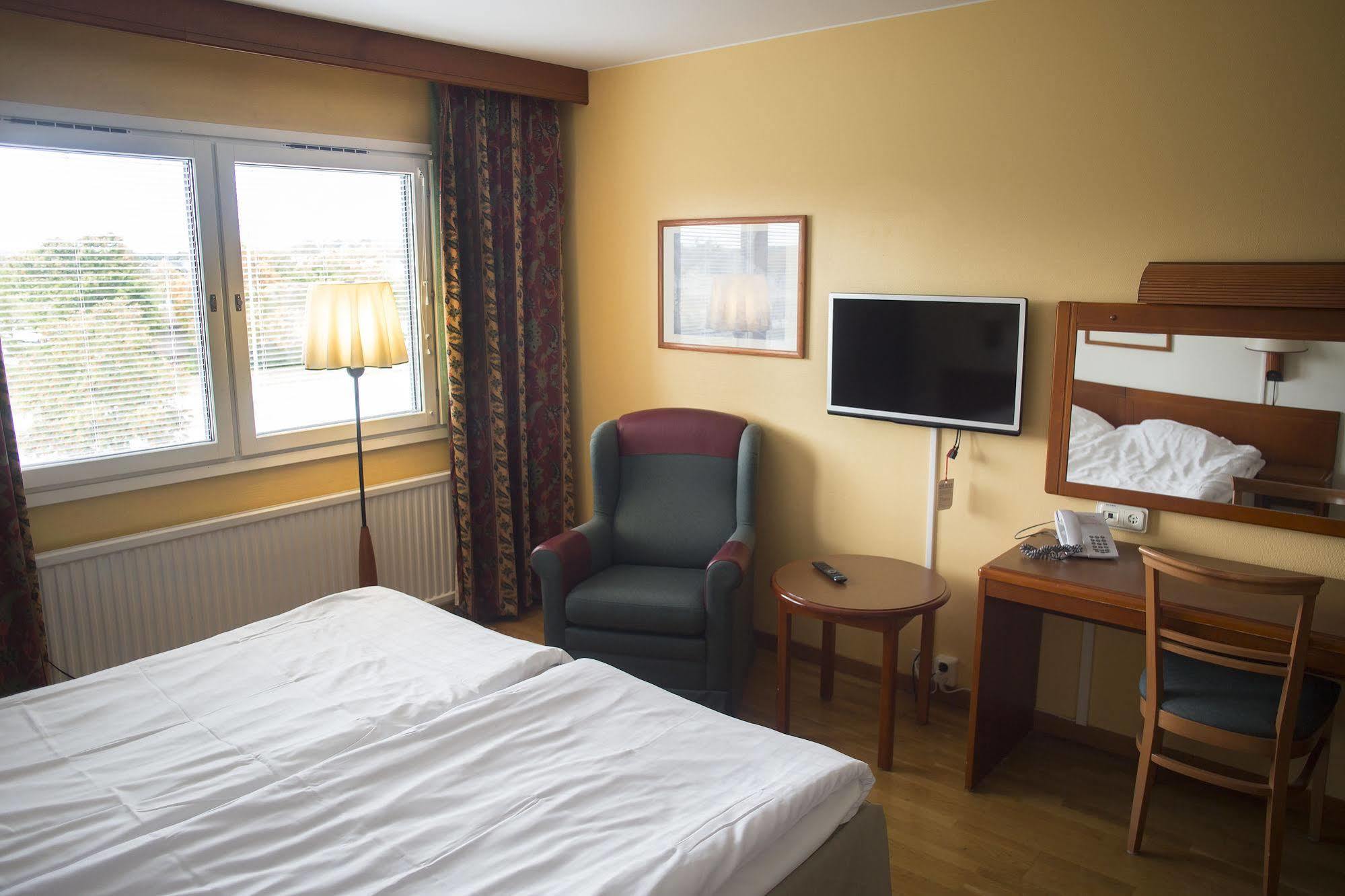 Hotel Scandic Vaest 4*